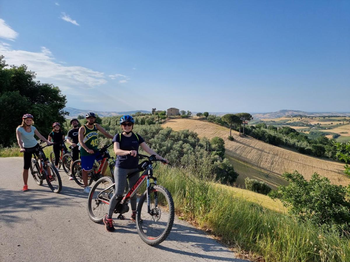 Agriturismo Essentia Dimora Rurale Larino Buitenkant foto