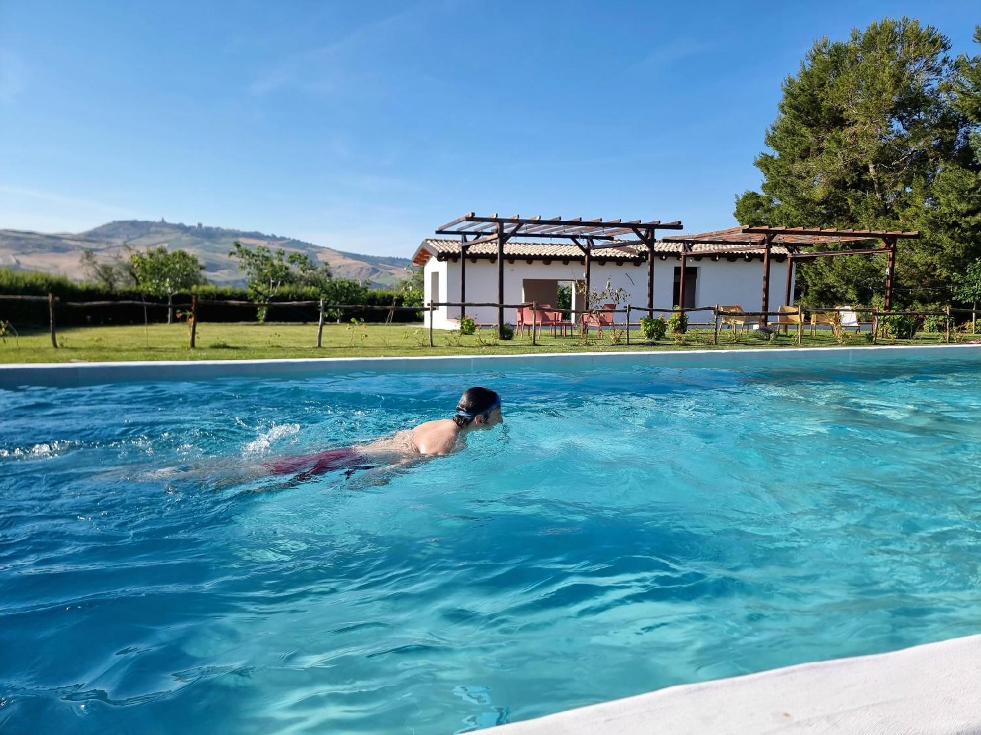 Agriturismo Essentia Dimora Rurale Larino Buitenkant foto