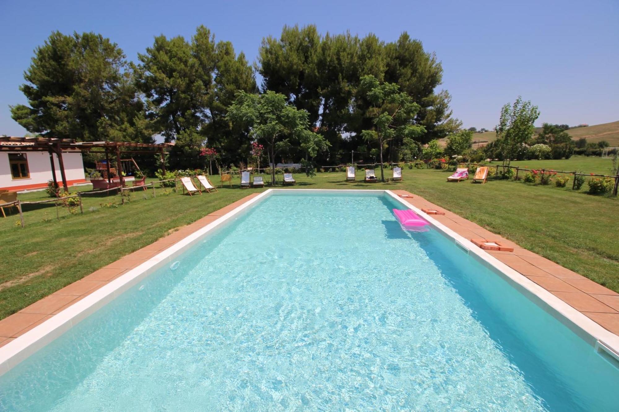 Agriturismo Essentia Dimora Rurale Larino Buitenkant foto